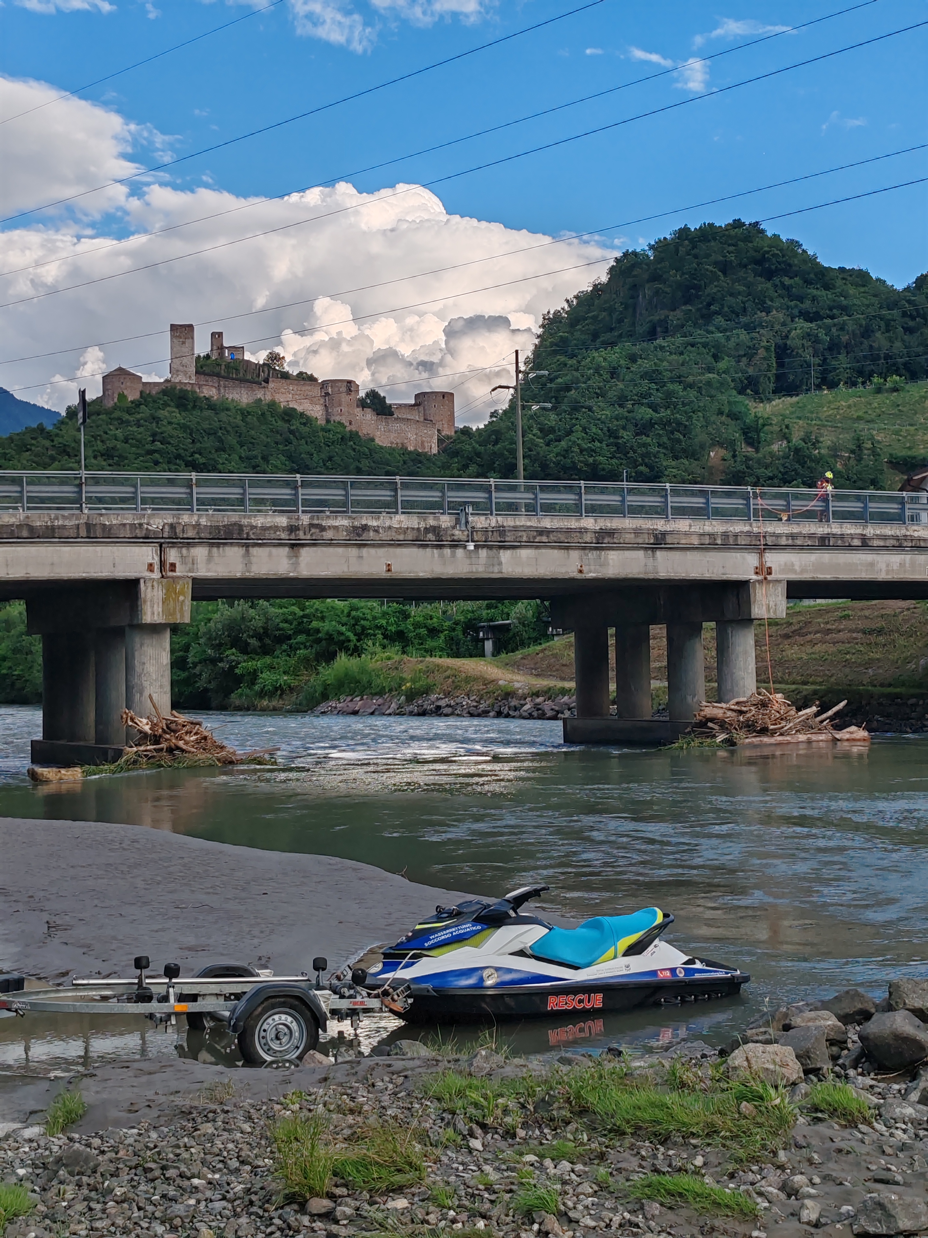 Pulizia Ponte Adige